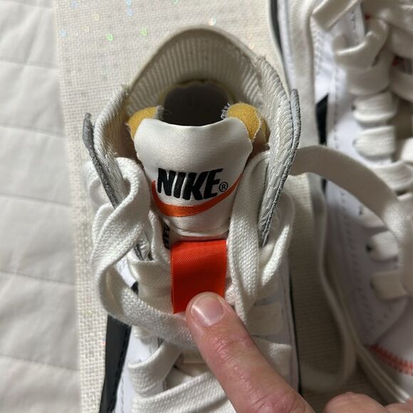 NIKE 9.5 Men’s White Black Blazer Mid '77 Jumbo with Orange Thread Detail - Picture 13 of 14